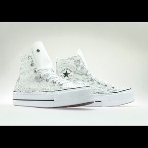 Converse Hi Top sneakers with Sequins Lace Detail